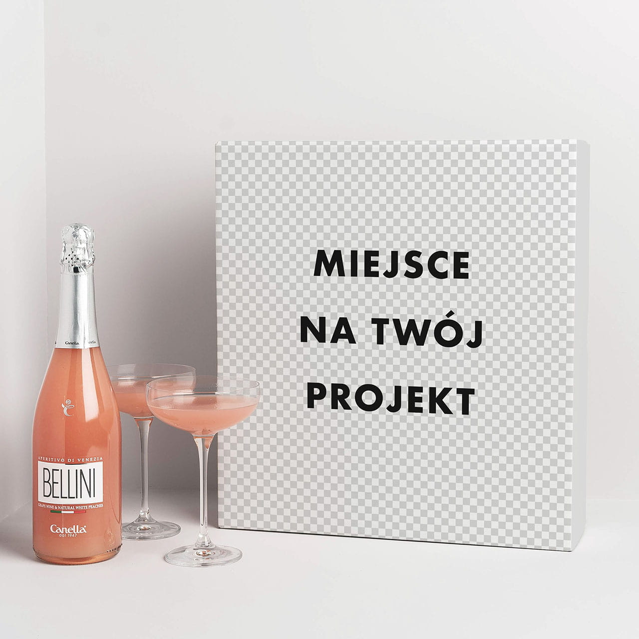 Bellini z kieliszkami to elegancki prezent dla niani