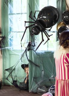 Balon na Halloween CZARNA WDOWA 60x101cm