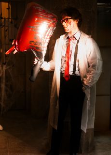 Du�y balon foliowy na halloween TASAK Z KRWI�