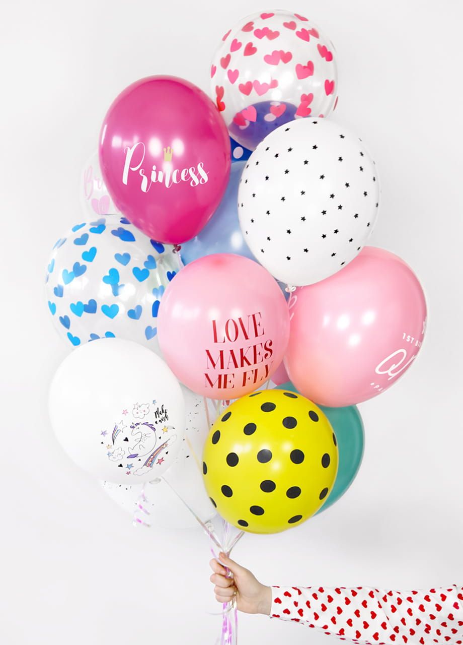 Balony z nadrukiem LOVE MAKES ME FLY na Walentynki (50szt.)