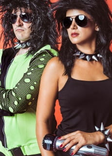 Biuteria PUNK w stylu lat 80.