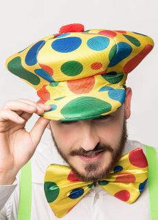 Czapka klauna w kropki