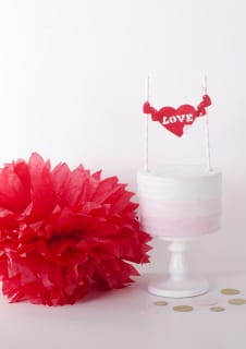 Topper na tort LOVE ozdoba walentynkowa