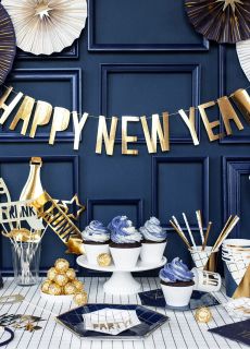 Girlanda HAPPY NEW YEAR z�ota dekoracja sylwestrowa (90cm)