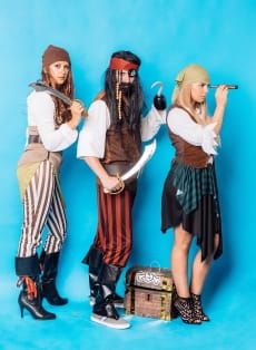 Hak pirata plastikowy