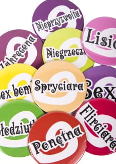 Komplet przypinek na wieczr panieski