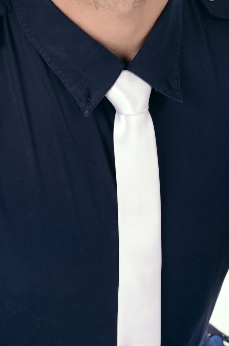 Krawat satynowy biały