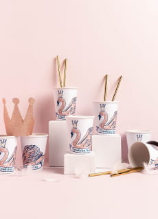 Personalizowane kubeczki urodzinowe SWAN (8szt.)