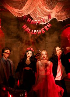 Dekoracyjny materia� halloweenowy PLAMY KRWI 