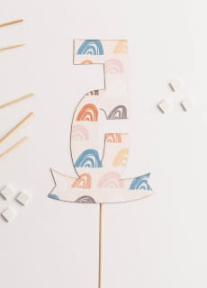 Personalizowany topper na tort na 5 URODZINY
