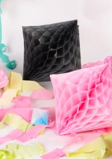 Rozeta z papieru DIAMENT czarna 20cm (3szt.)