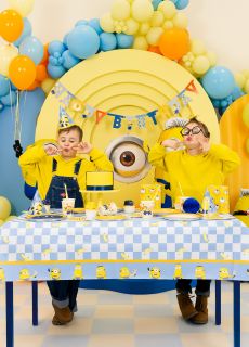 Torebki papierowe Minionki torebki na prezenty dla dzieci opakowania na upominki torebki na s�odycze