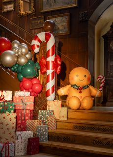 Siedz�cy balon �wi�teczny CIASTEK 85,5 cm