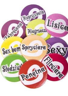 Komplet przypinek na wieczr panieski