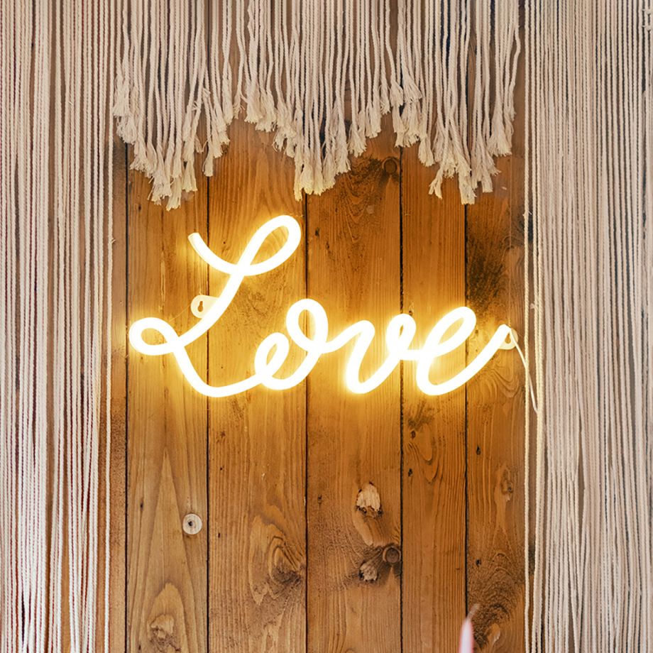 Neon led napis LOVE