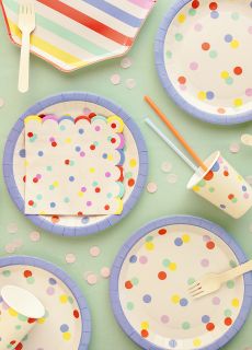 Papierowe talerzyki be�owe w kolorowe KROPKI 6 szt.
