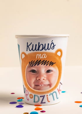 Kubeczki urodzinowe ROCZEK MISIA (8szt.)