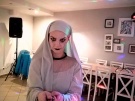 Zdjcie osoby, ktra kupia Strj zakonnicy na Halloween - M