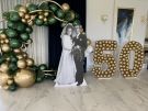 Zdjcie osoby, ktra kupia Stand personalizowany PARA MODA dekoracja na rocznic lubu