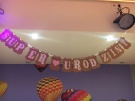 Zdjcie osoby, ktra kupia Girlanda SUPER URODZINY 