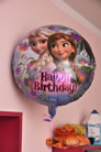 Zdjcie osoby, ktra kupia Balon foliowy KRAINA LODU Happy Birthday