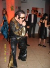 Zdj�cie osoby, kt�ra kupi�a Str�j ELVIS czarny - M