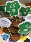 Zdjcie osoby, ktra kupia Pikery do muffinek URODZINY PIKARZA (9szt.)