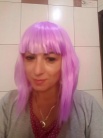 Zdj�cie osoby, kt�ra kupi�a Peruka jasnofioletowa GLAM z grzywk�