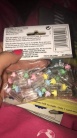 Zdjcie osoby, ktra kupia Drobne upominki BUTELKI kolorowe (24szt.)