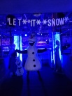 Zdjcie osoby, ktra kupia Girlanda holograficzna LET IT SNOW (170cm)