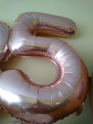 Zdj�cie osoby, kt�ra kupi�a Balon foliowy CYFRA 5 r�owe z�oto 85cm