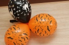 Zdjcie osoby, ktra kupia Balony na Halloween NIETOPERZE 30cm (6szt.)