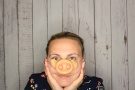 Zdjcie osoby, ktra kupia Ryjek winki